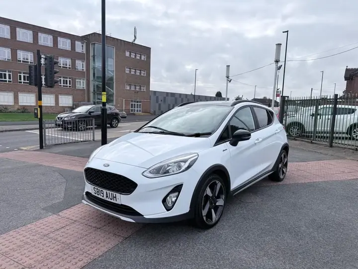 Ford Fiesta 2019 photo 3