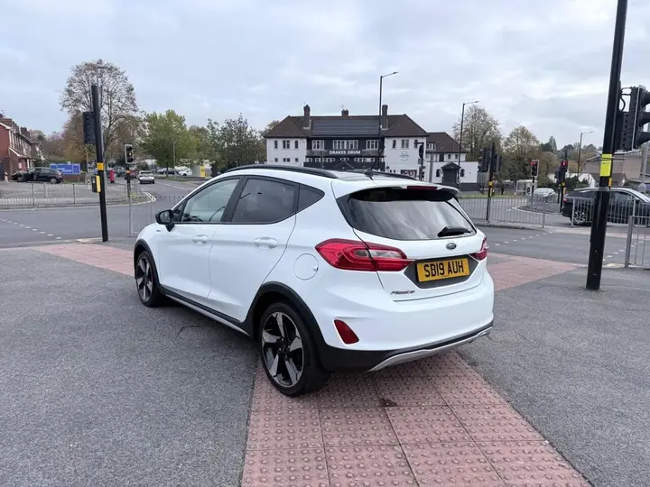 Ford Fiesta 2019 photo 4