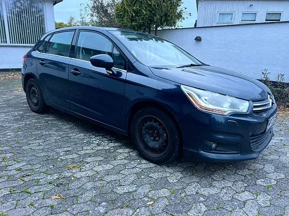 Citroen C4 2012 photo 3