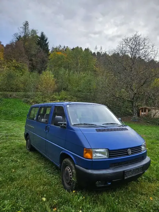 Volkswagen T4 2000 photo 2