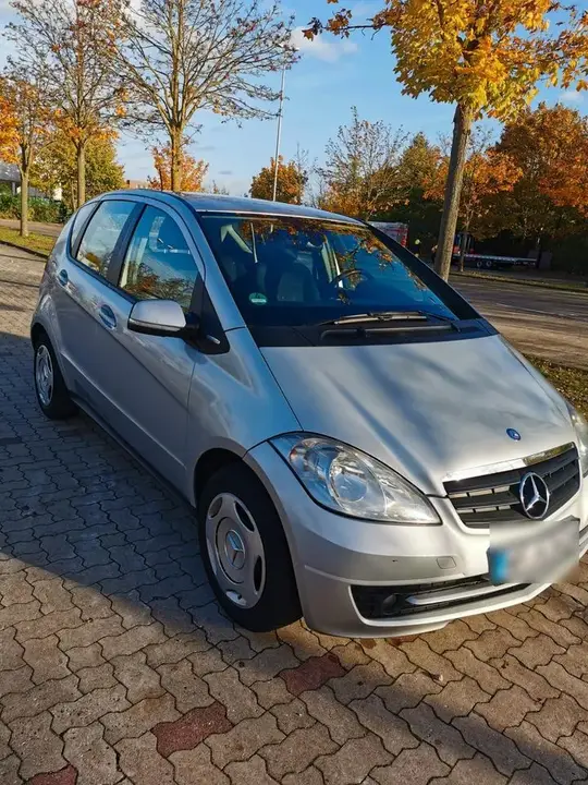 Mercedes-Benz A160
