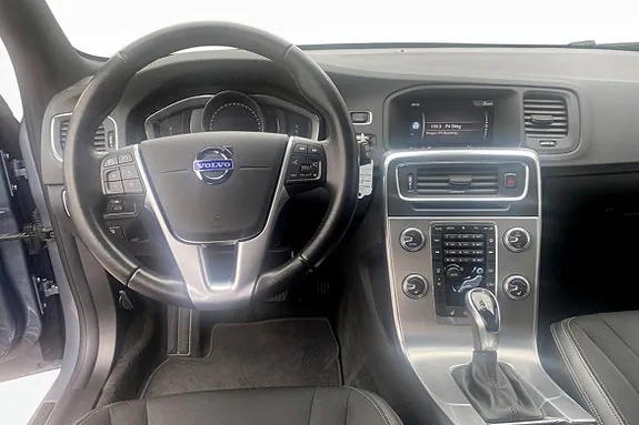 Volvo V60 2018 photo 5