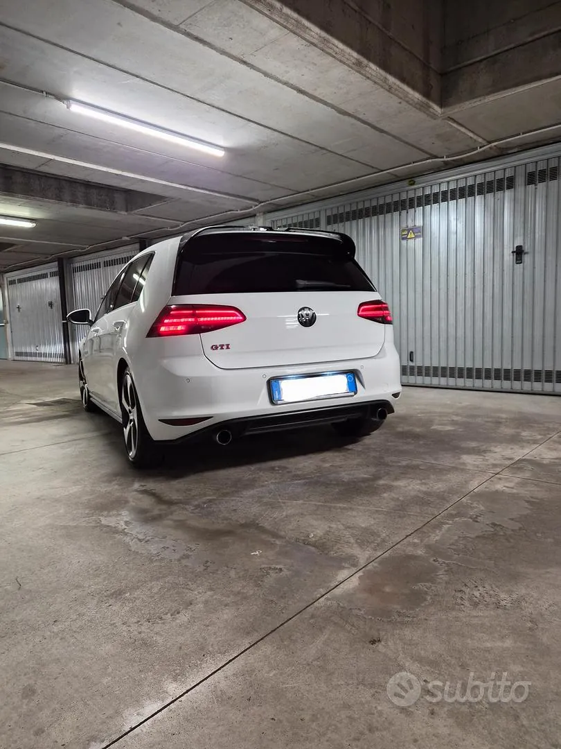 Volkswagen Golf 2015 photo 3