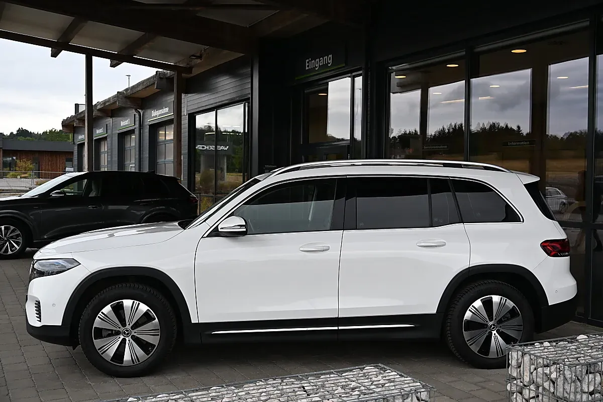 Mercedes-Benz Eqb 2023 photo 2