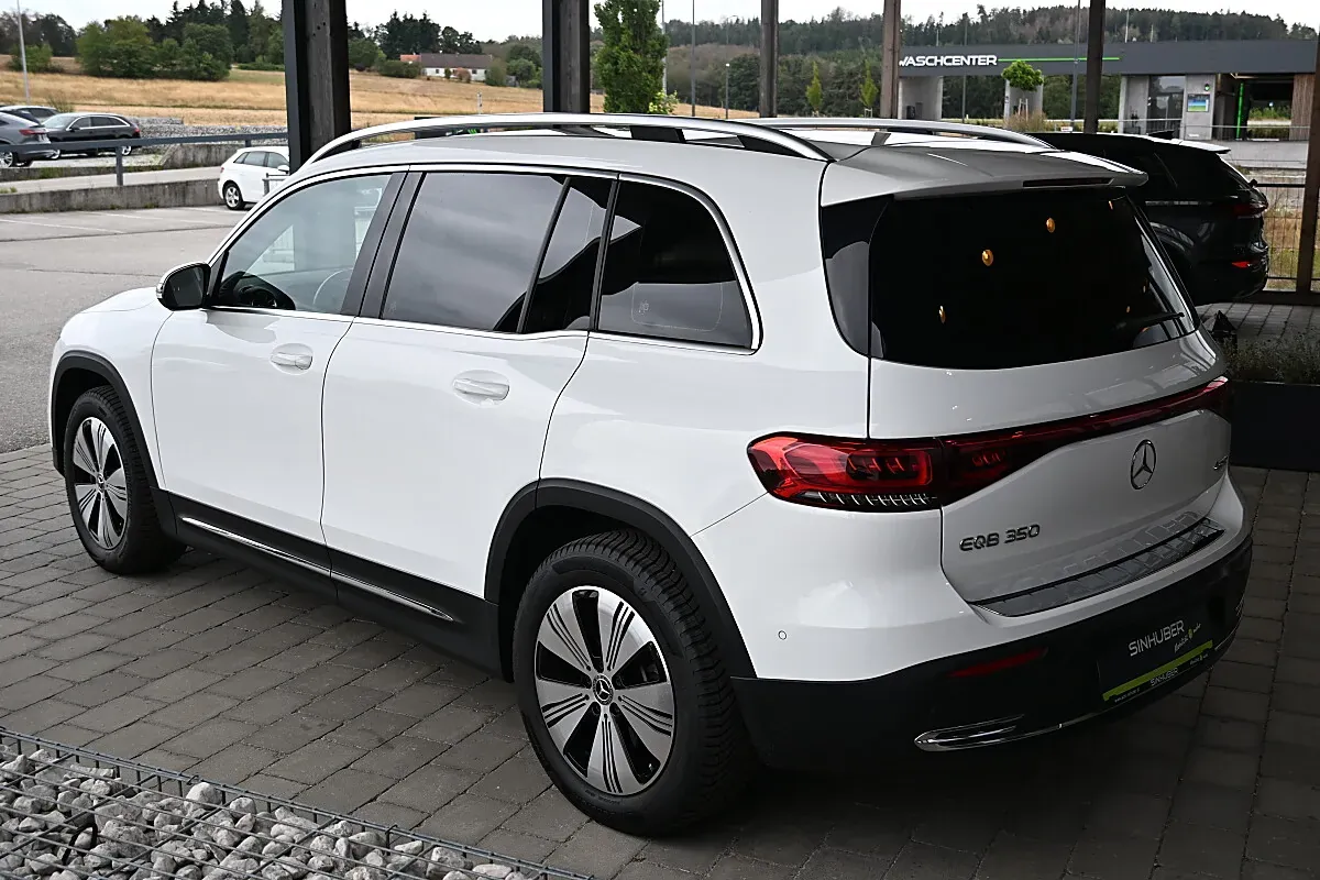 Mercedes-Benz Eqb 2023 photo 3