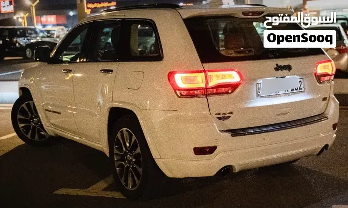 Jeep Grand Cherokee Overland 2018 photo 3