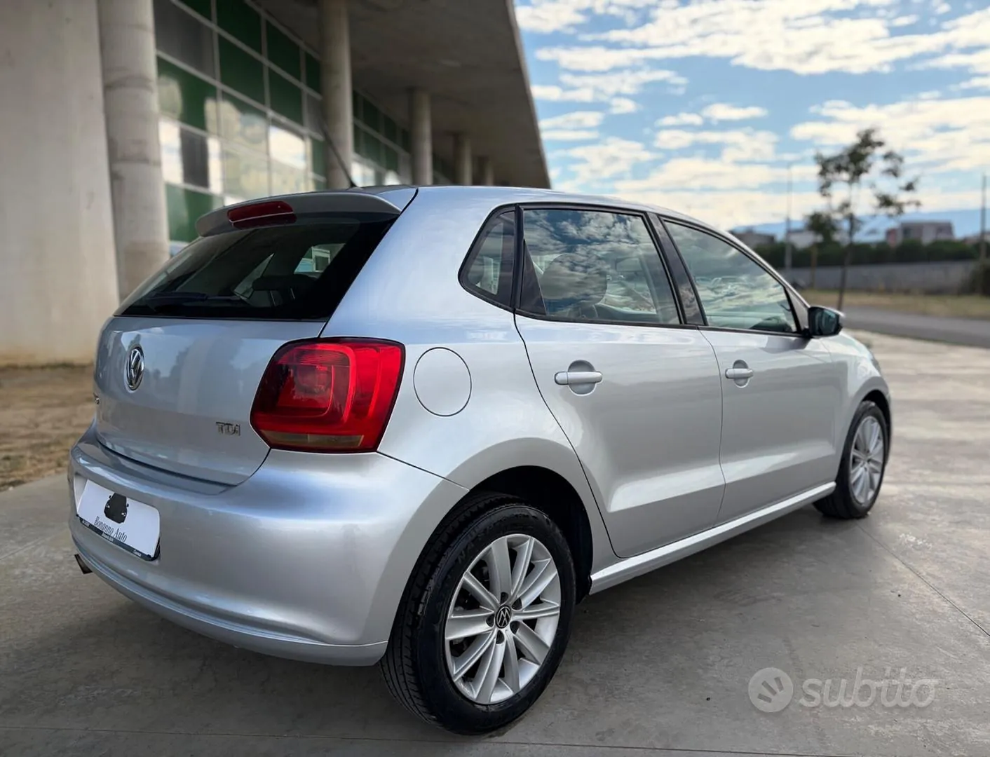 Volkswagen Polo 2011 photo 4