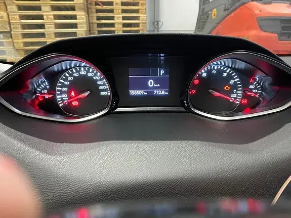 Peugeot 308 2019 photo 4