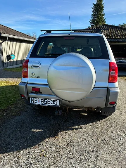 Toyota Rav4 2003 photo 4
