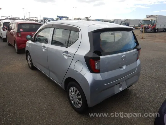 Daihatsu Mira 2017 photo 3