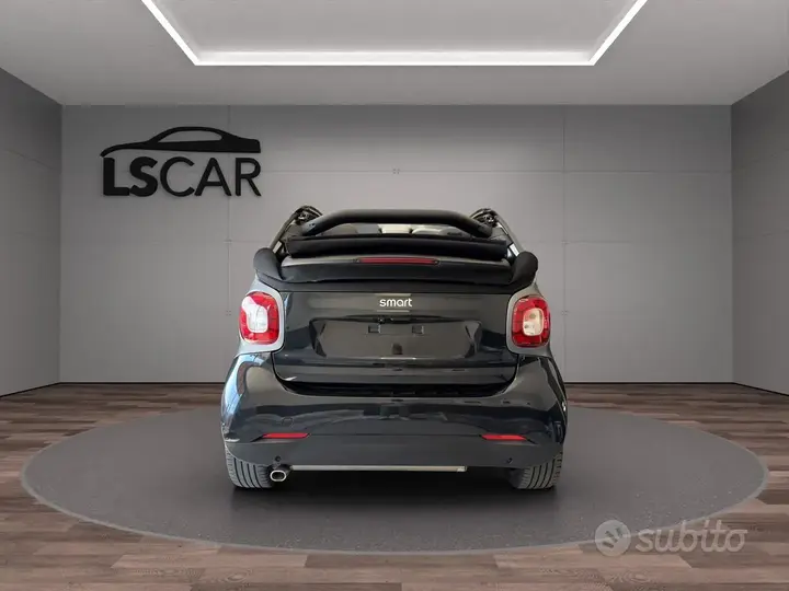 Smart Fortwo 2018 photo 4