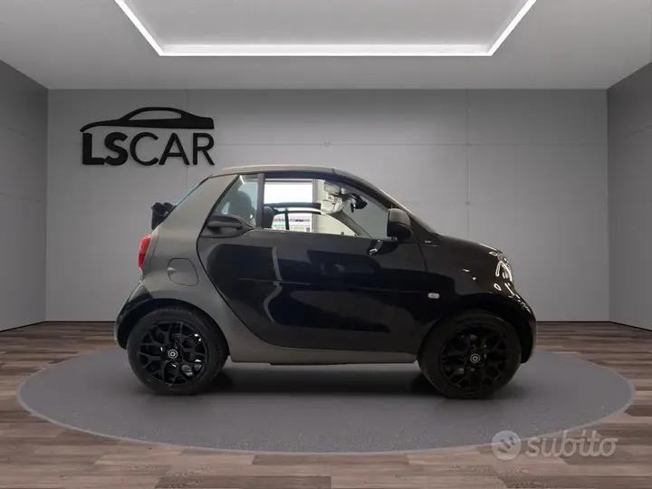 Smart Fortwo 2018 photo 2