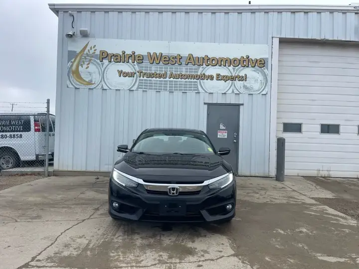 Honda Civic 2016 photo 2