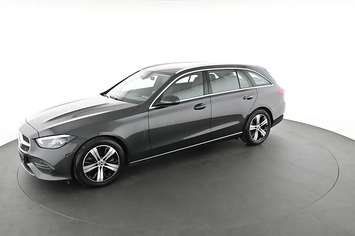 Mercedes-Benz C-Class 2022 photo 3