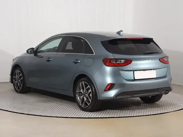 Kia Ceed 2025 photo 3