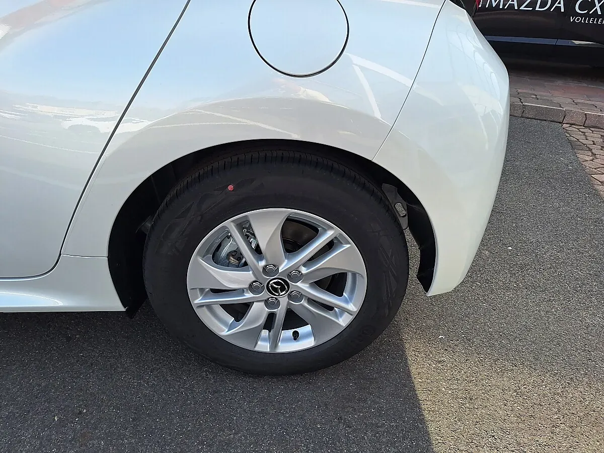 Mazda Mazda2 photo 3