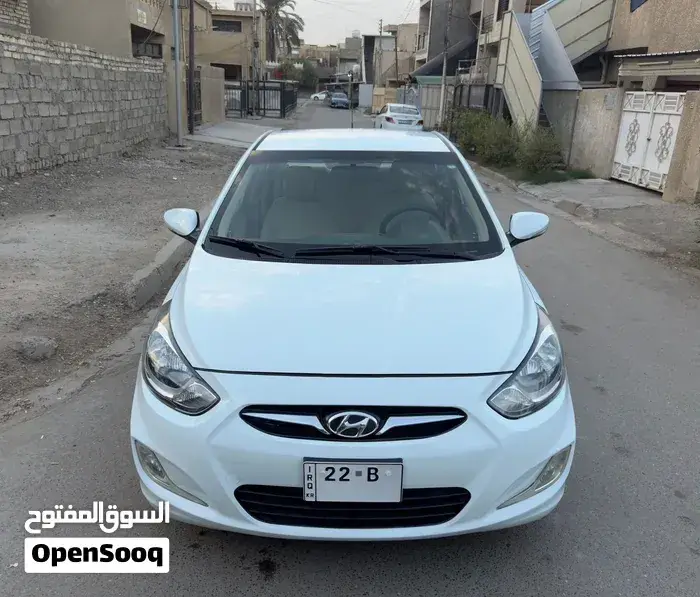 Hyundai Accent 2012 photo 5