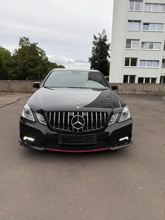 Mercedes-Benz E250