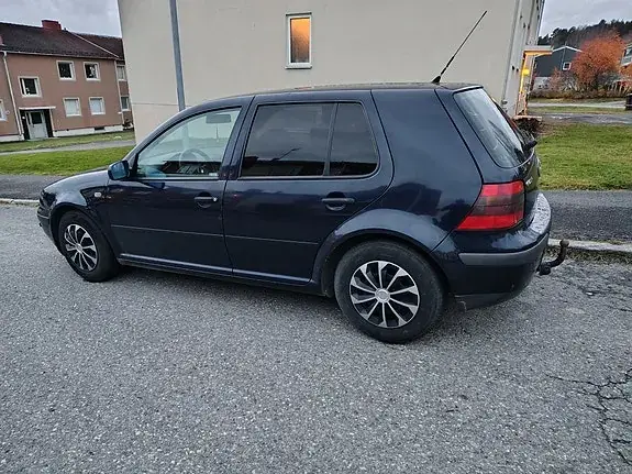 Volkswagen Golf 4 2000 photo 3