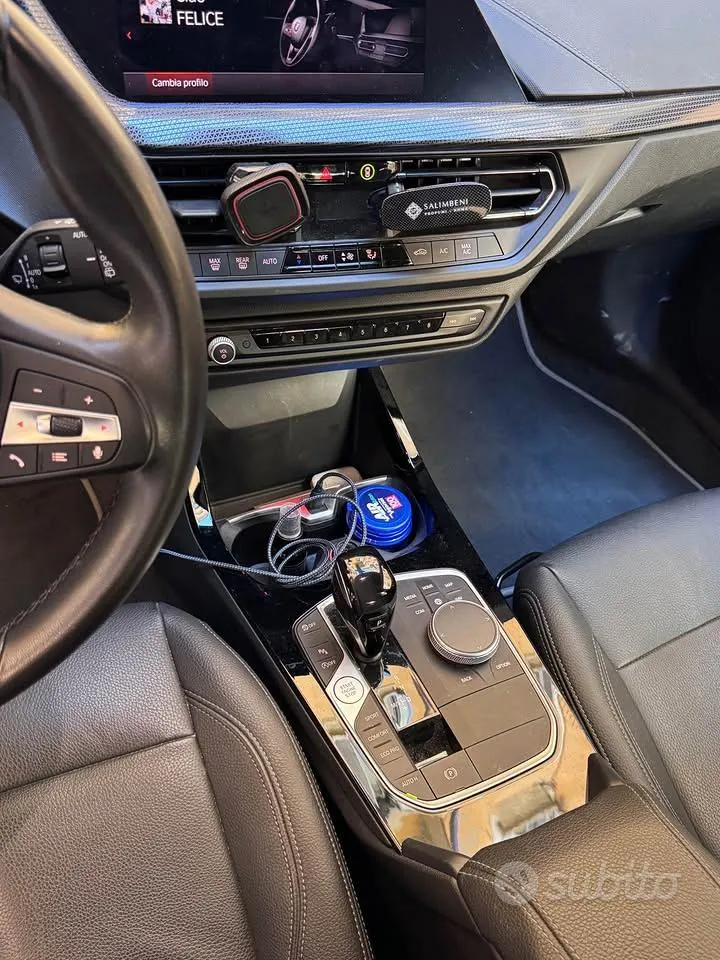 BMW Serie 1 118I 2020 photo 5