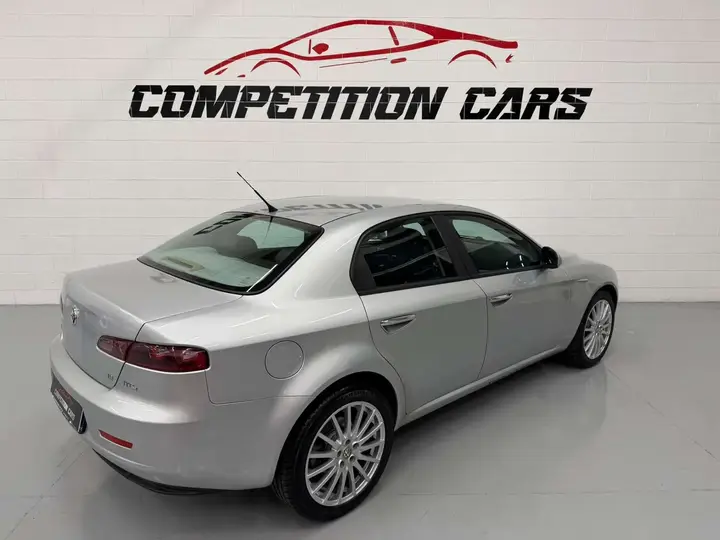Alfa Romeo 159 2008 photo 2