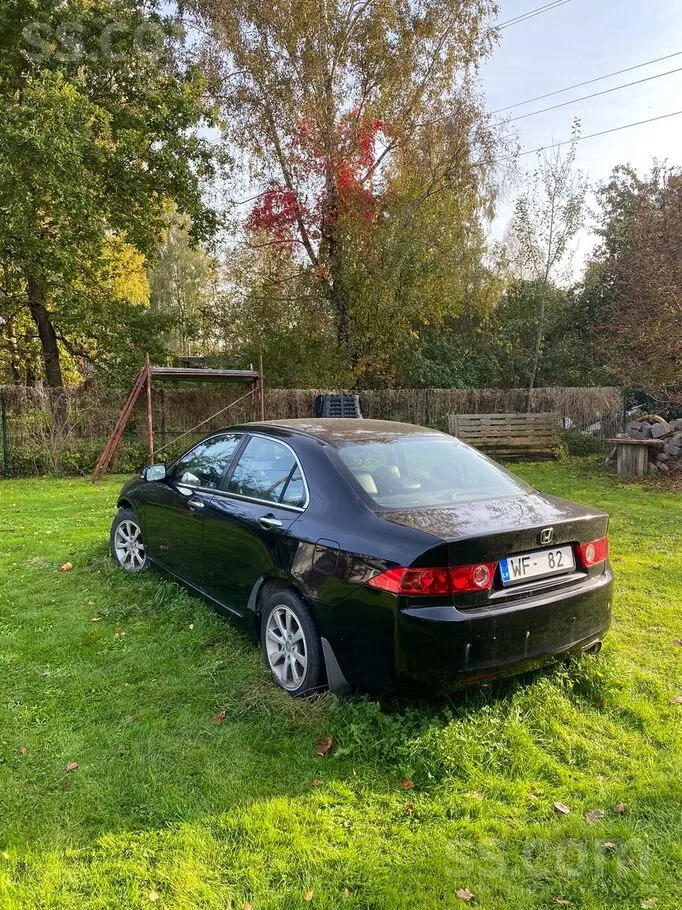 Honda Accord 2005 photo 3