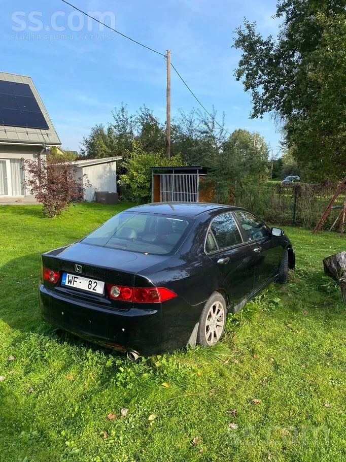 Honda Accord 2005 photo 4