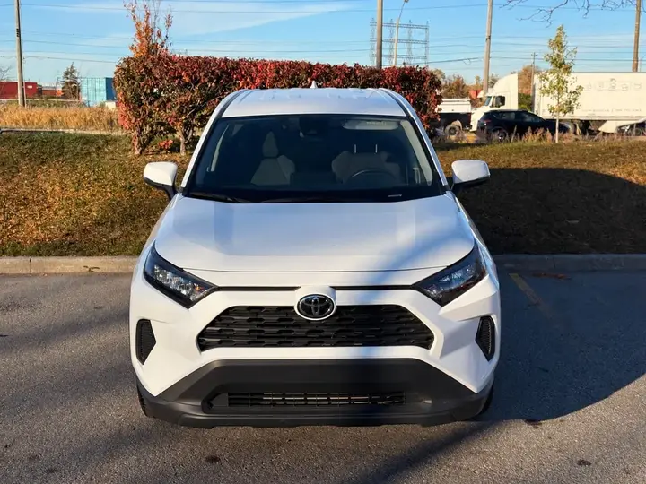Toyota Rav4 2025 photo 5