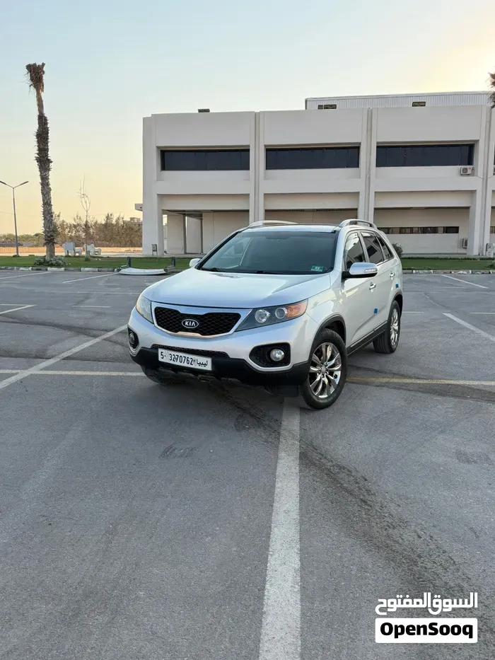 Kia Sorento 2012 photo 2