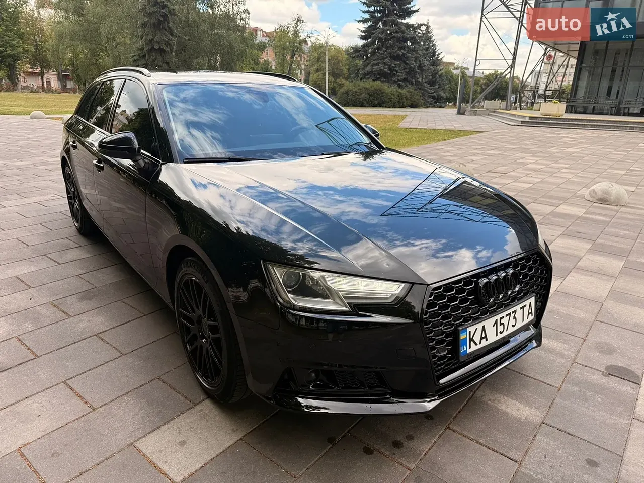 Audi A4 2016 photo 2