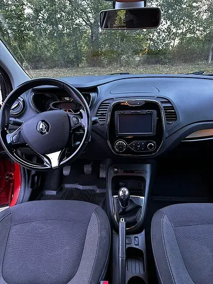 Renault Captur 2015 photo 2
