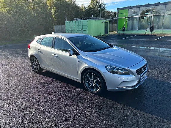 Volvo V40 2016 photo 3