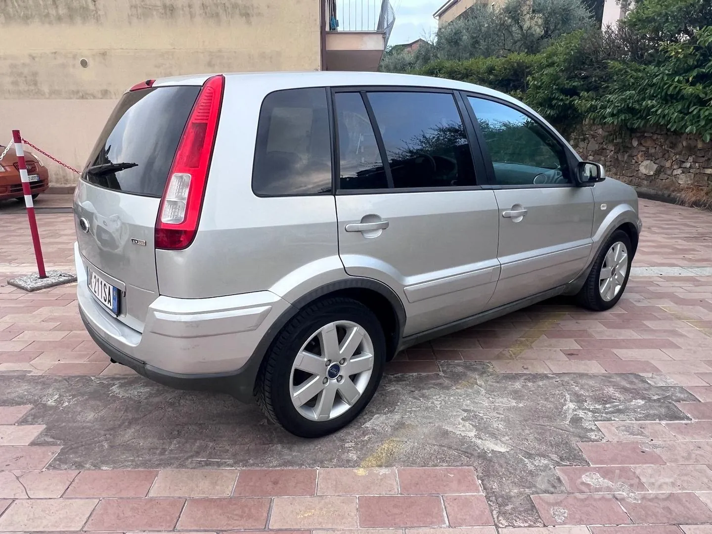 Ford Fusion 2008 photo 4