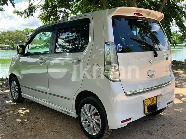 Suzuki Wagon R Stingray 2015 photo 4