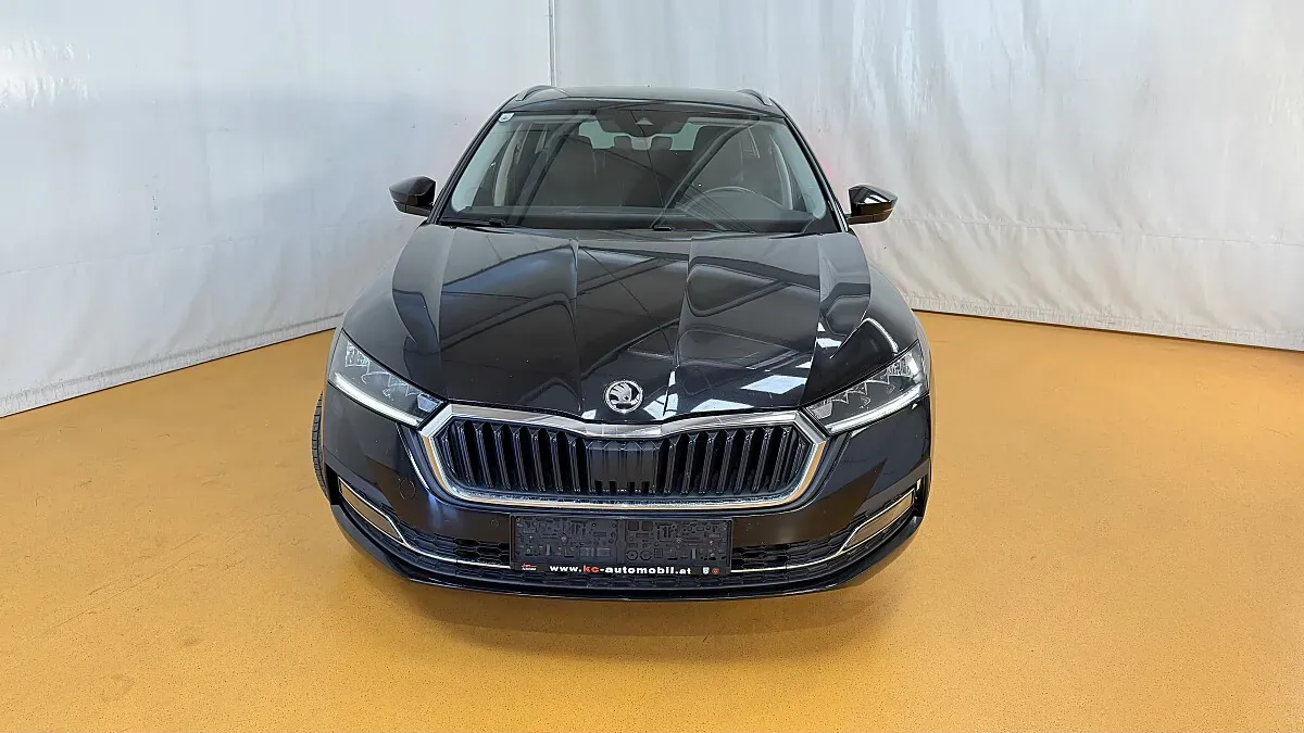 Skoda Octavia 2020 photo 2