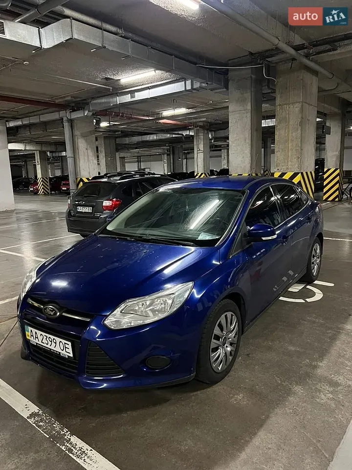 Ford Focus 2013 photo 2