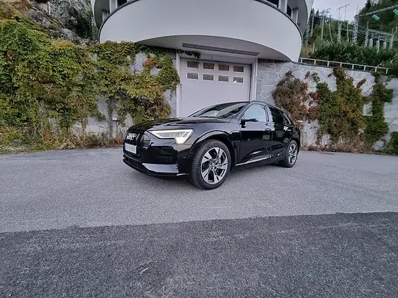 Audi E-Tron 2020 photo 2