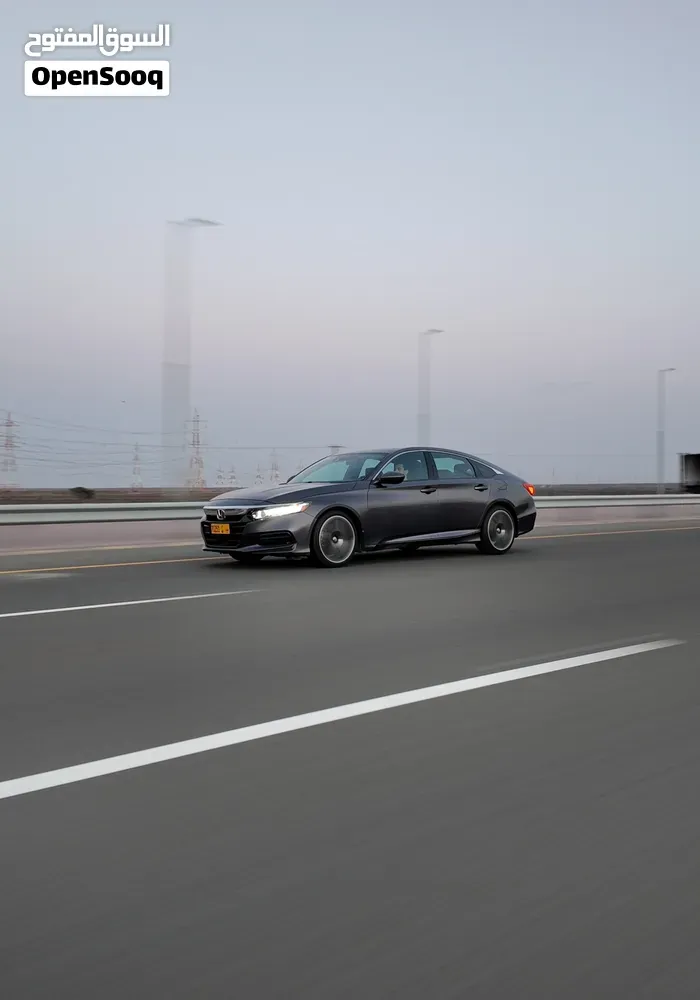 Honda Accord 2019 photo 2
