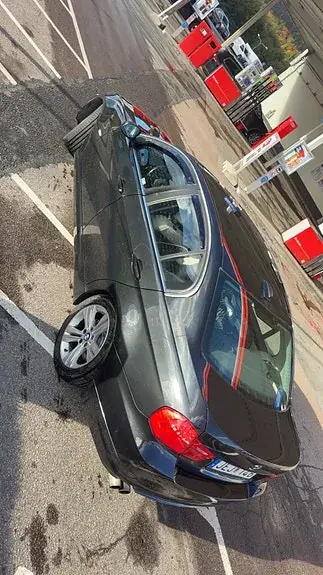 BMW 325I 2009 photo 5