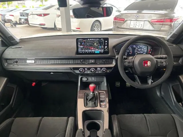 Honda Civic 2026 photo 2