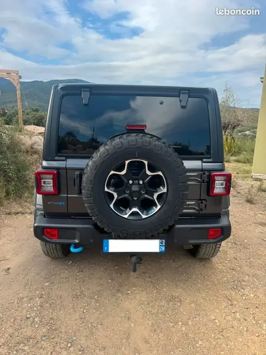 Jeep Wrangler 2022 photo 2