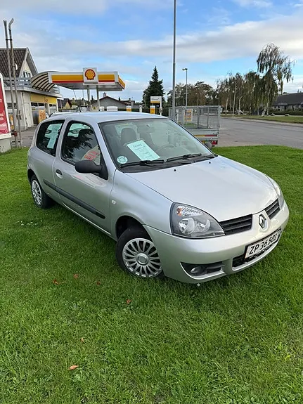 Renault Clio Ii 2008 photo 4
