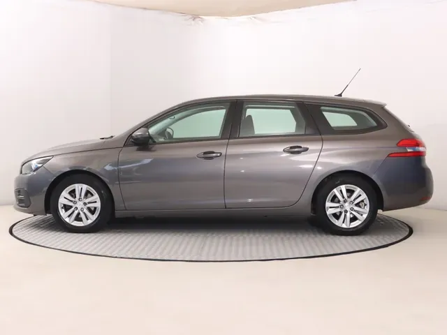 Peugeot 308 Sw 2020 photo 2