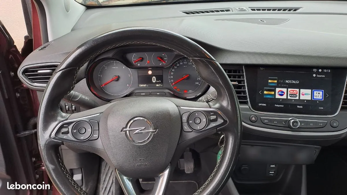 Opel Crossland X 2019 photo 2