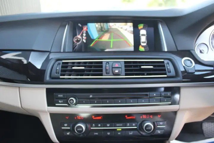 BMW 5 Series 2016 photo 5