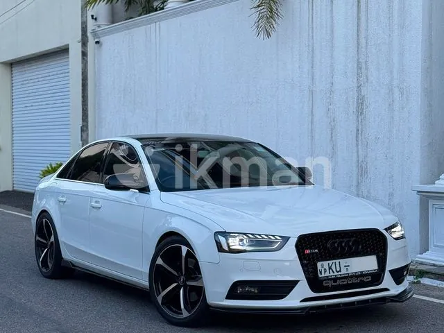 Audi A4 2012 photo 2