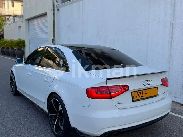 Audi A4 2012 photo 5