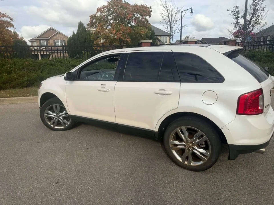 Ford Edge 2013 photo 3