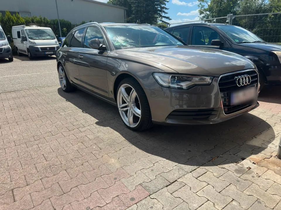 Audi A6 Avant