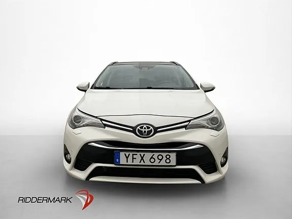 Toyota Avensis 2016 photo 2